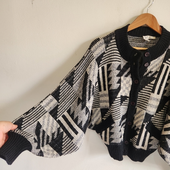 Mohair Wool Fanci Vintage Cardigan Trival Print Size M oversized Black Color - Picture 7 of 14